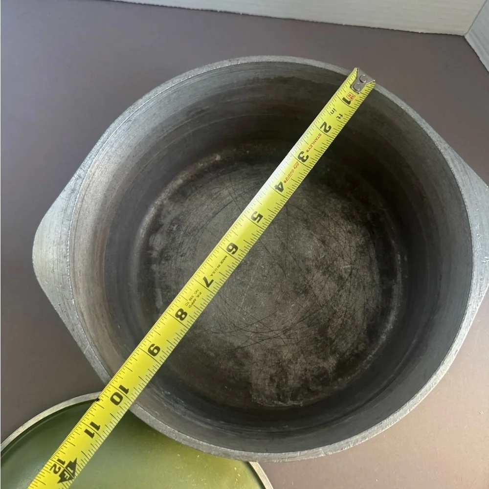 Vintage CLUB Dutch Oven Stock Pot Avocado Green Heavy Cast Aluminum 1960s